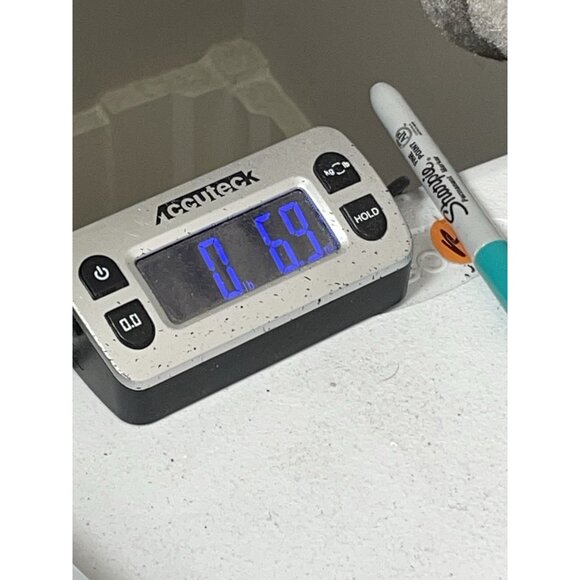 Unipro Shorts Mens Size Small Light Beige Performance Athleisure Gym Training - Picture 8 of 10